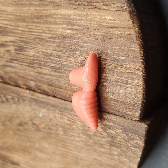 Joan rivers collectible butterfly charm for beehive collection - Picture 2 of 2